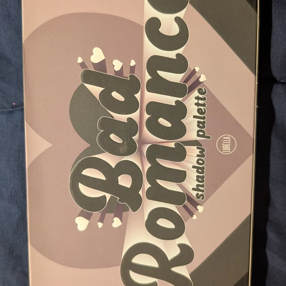 Lurella Bad Romance Eyeshadow‎ Palette